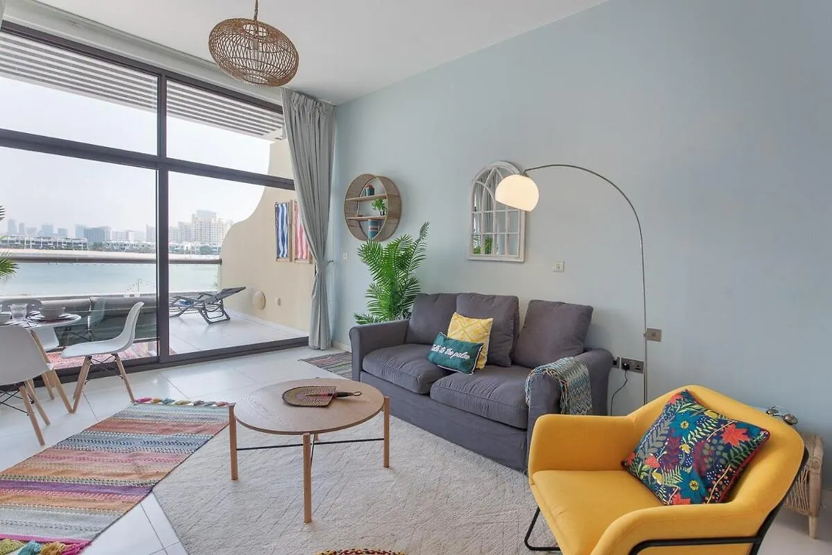 Spectacular Studio In Palm Jumeirah With Beachside Living Experience! Apartment Dubai United Arab Emirates