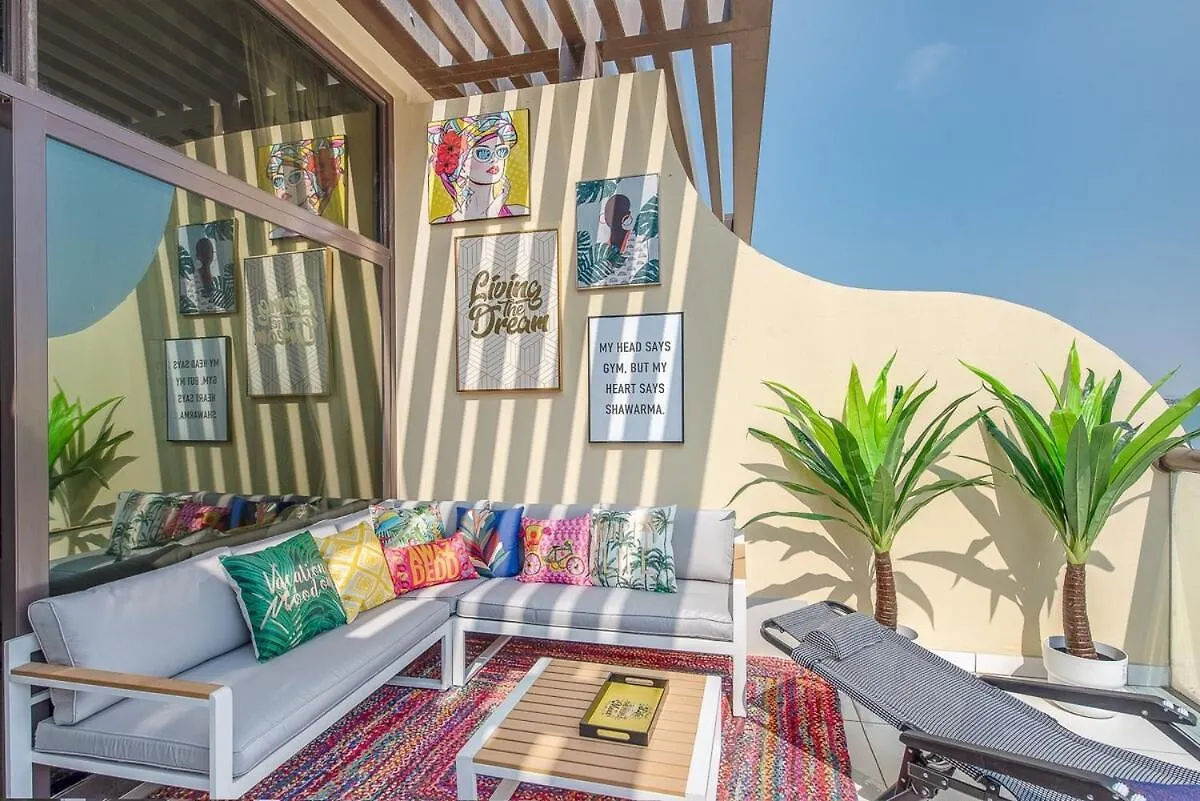 Spectacular Studio In Palm Jumeirah With Beachside Living Experience! Apartment Dubai United Arab Emirates